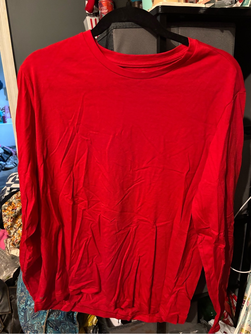 Athletic Works Men's Red Long Sleeve Shirt - Classic Crew Neck Medium